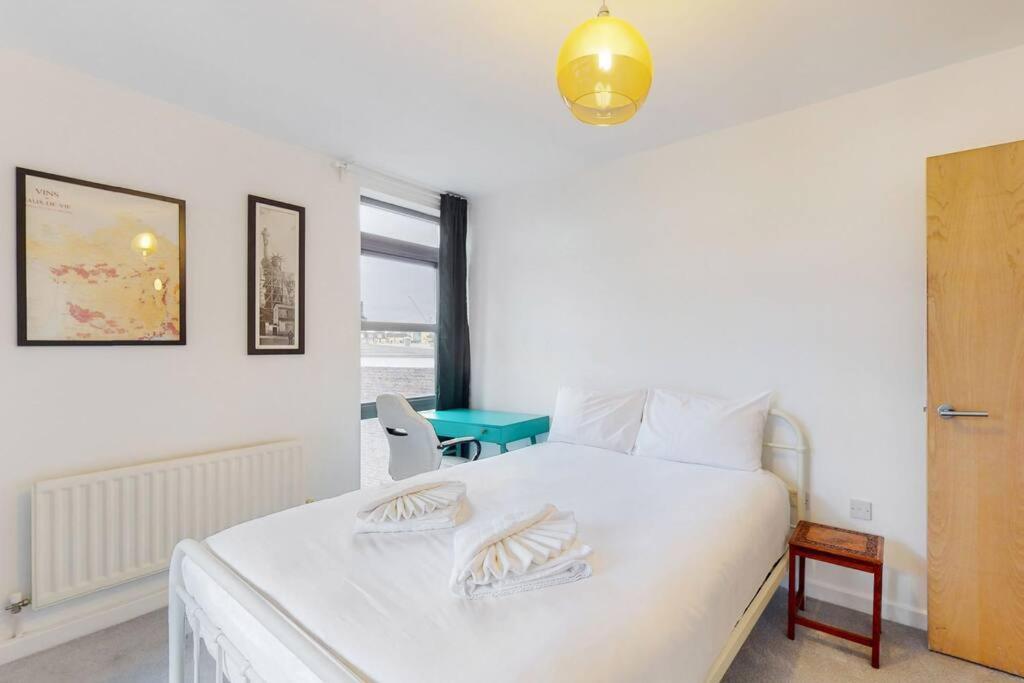 Modernistic 2-bedroom Flat In Shadwell Apartamento Londres
