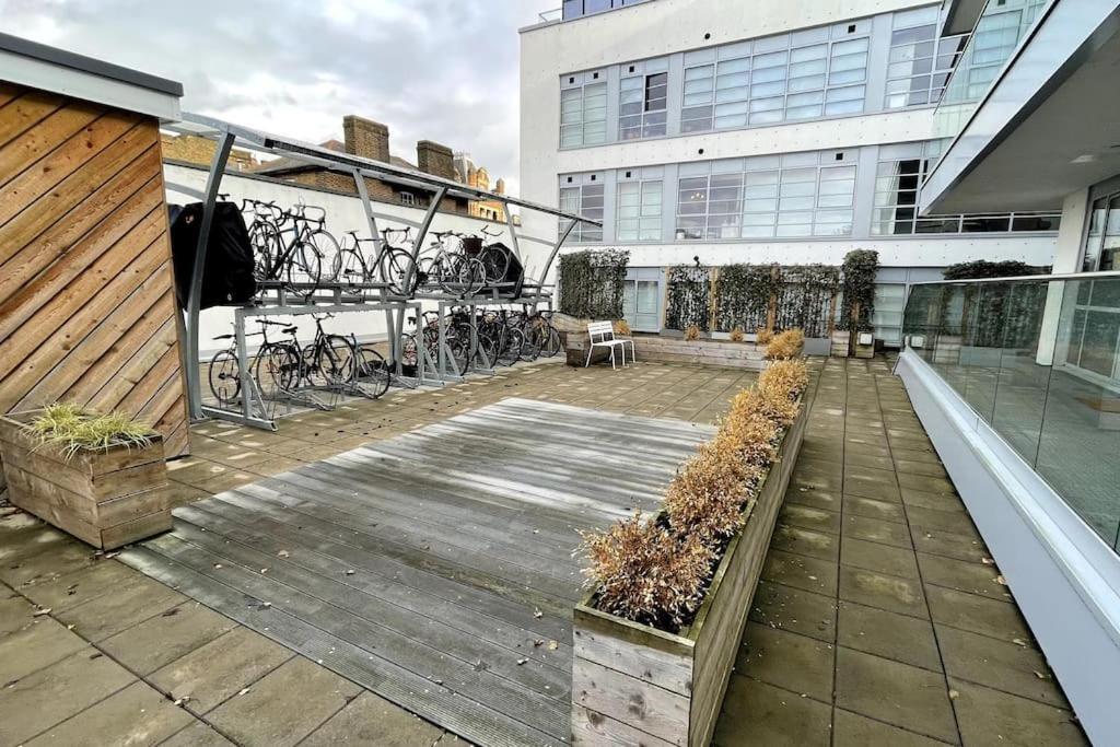 Modern & Stylish 1 Bedroom Flat London