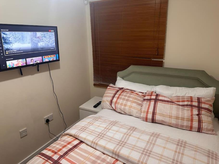 Apartment Justalf Facilities-spacious 2-bed In Thamesmead, Greenwich *