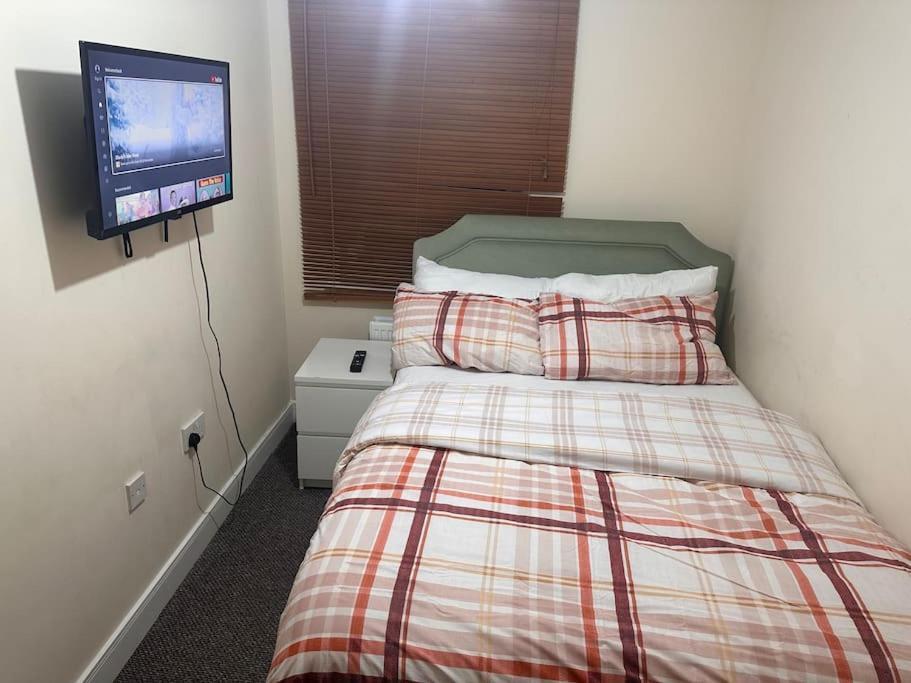 Apartment Justalf Facilities-spacious 2-bed In Thamesmead, Greenwich London