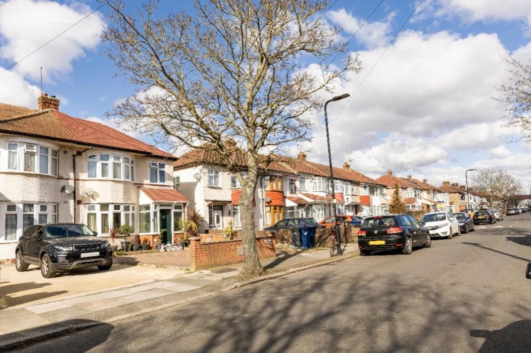 Lovely House Homestay London