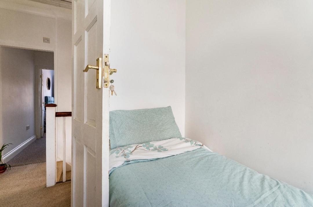 Homestay Lovely House London