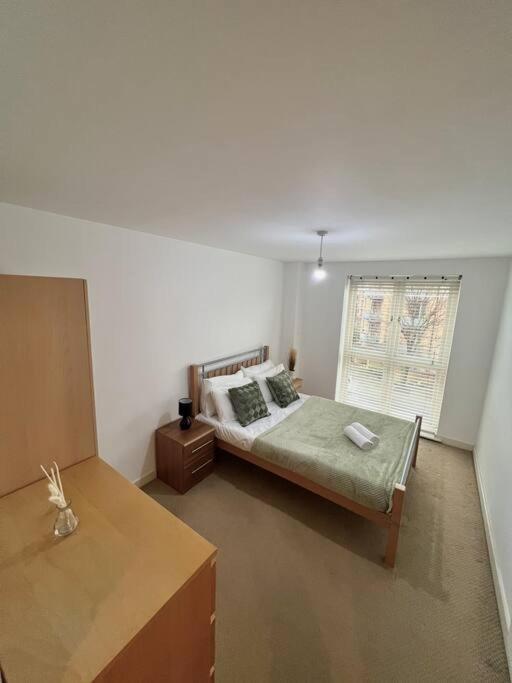 New Build 2 Bedroom With 2 Bath, Apartment London