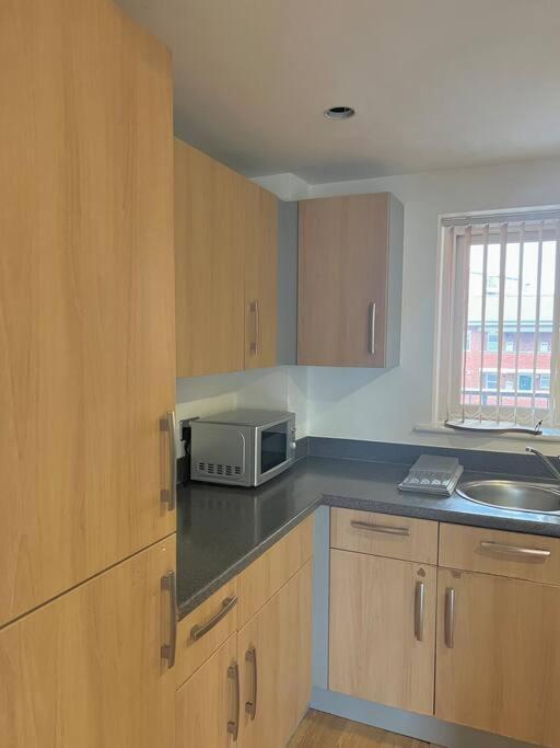 Apartment New Build 2 Bedroom With 2 Bath, London