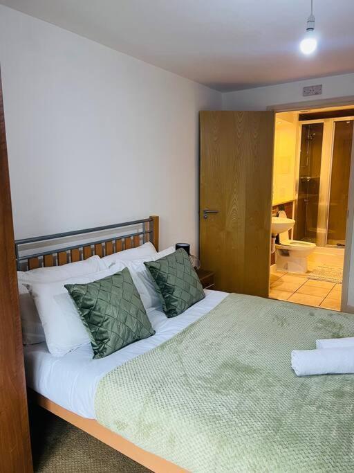 Apartment New Build 2 Bedroom With 2 Bath,