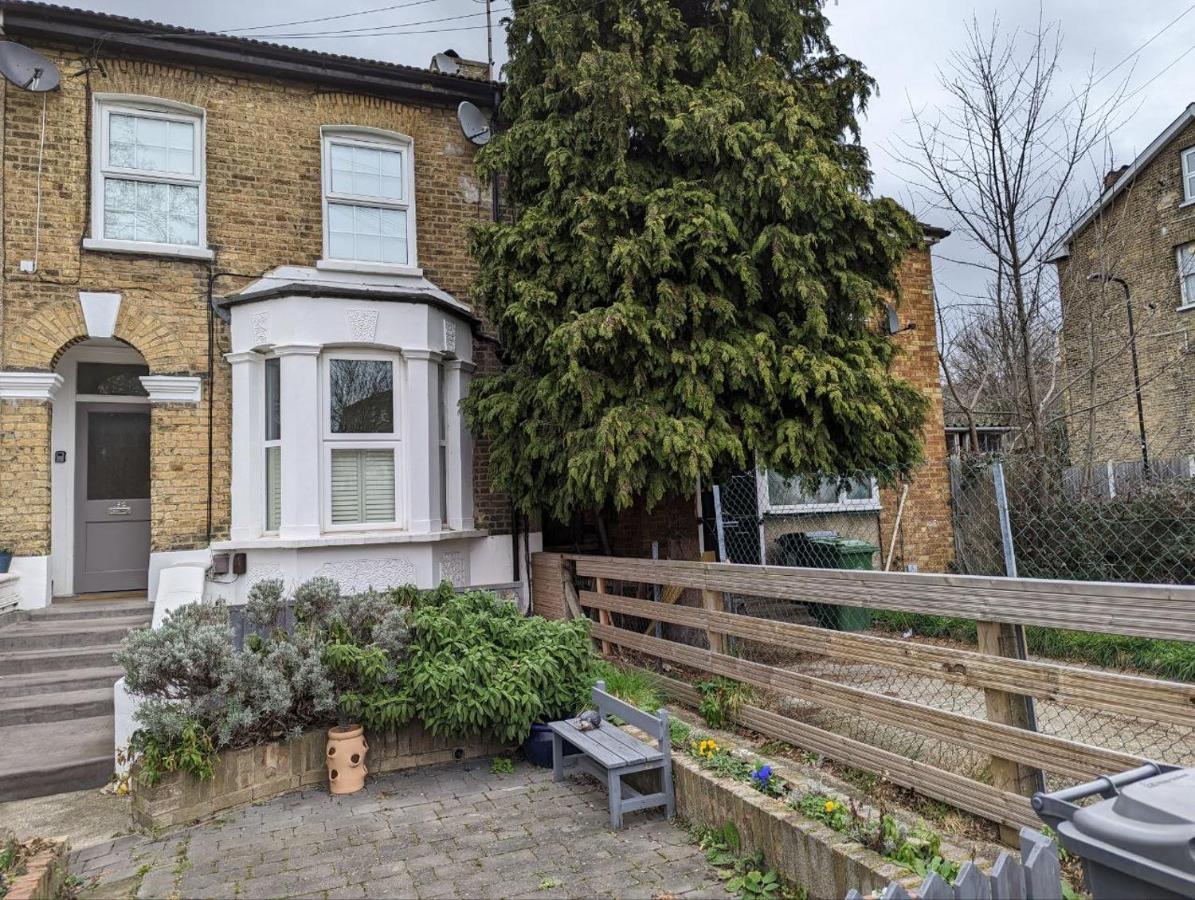 Apartment Fully-equipped Flat In The Of London