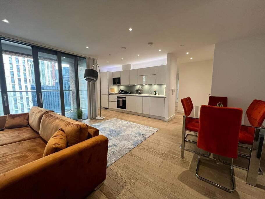 Apartamento Modern & Secure 3br 2ba In The Heart Of Crossharbour *