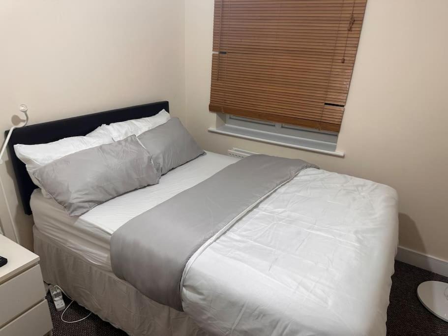Justalf Facilities-spacious 2-bed In Thamesmead, Greenwich * London