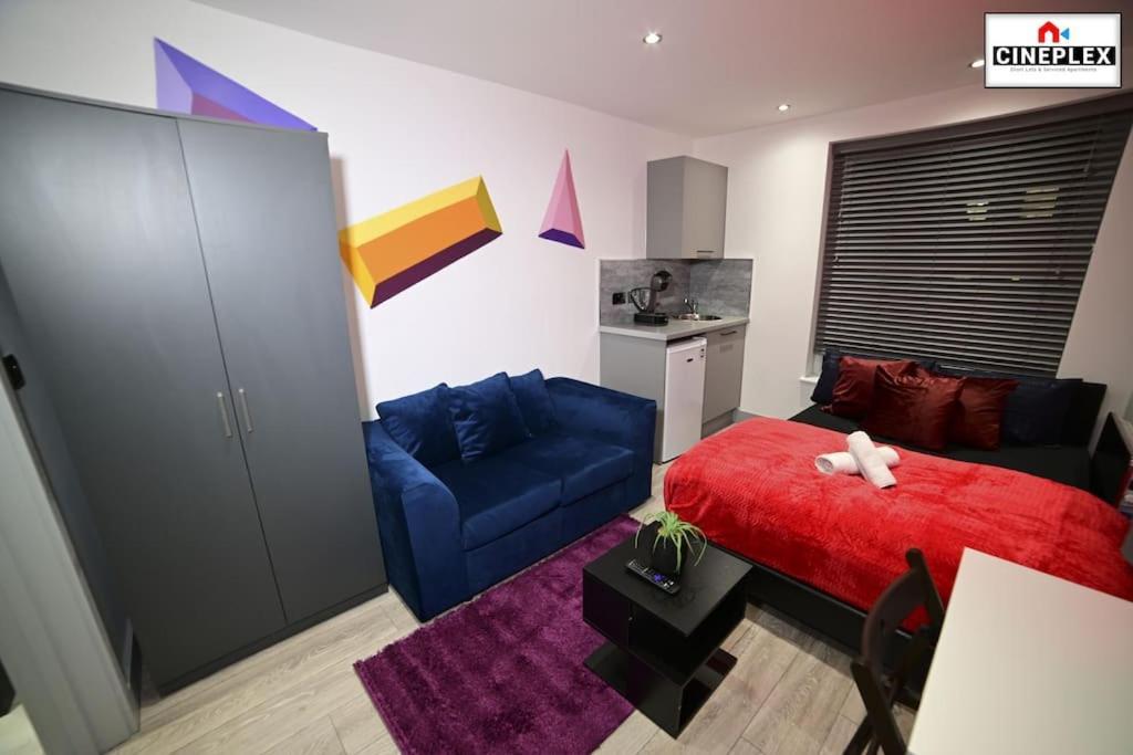 Business Leisure Professional Flat B Unit 2 Lewisham Wifi Netflix By Cineplex Short Lets & Serviced *
