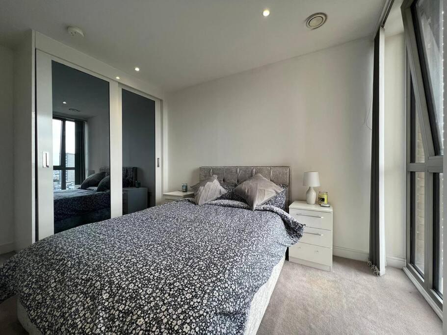 Modern & Secure 3br 2ba In The Heart Of Crossharbour Apartamento *
