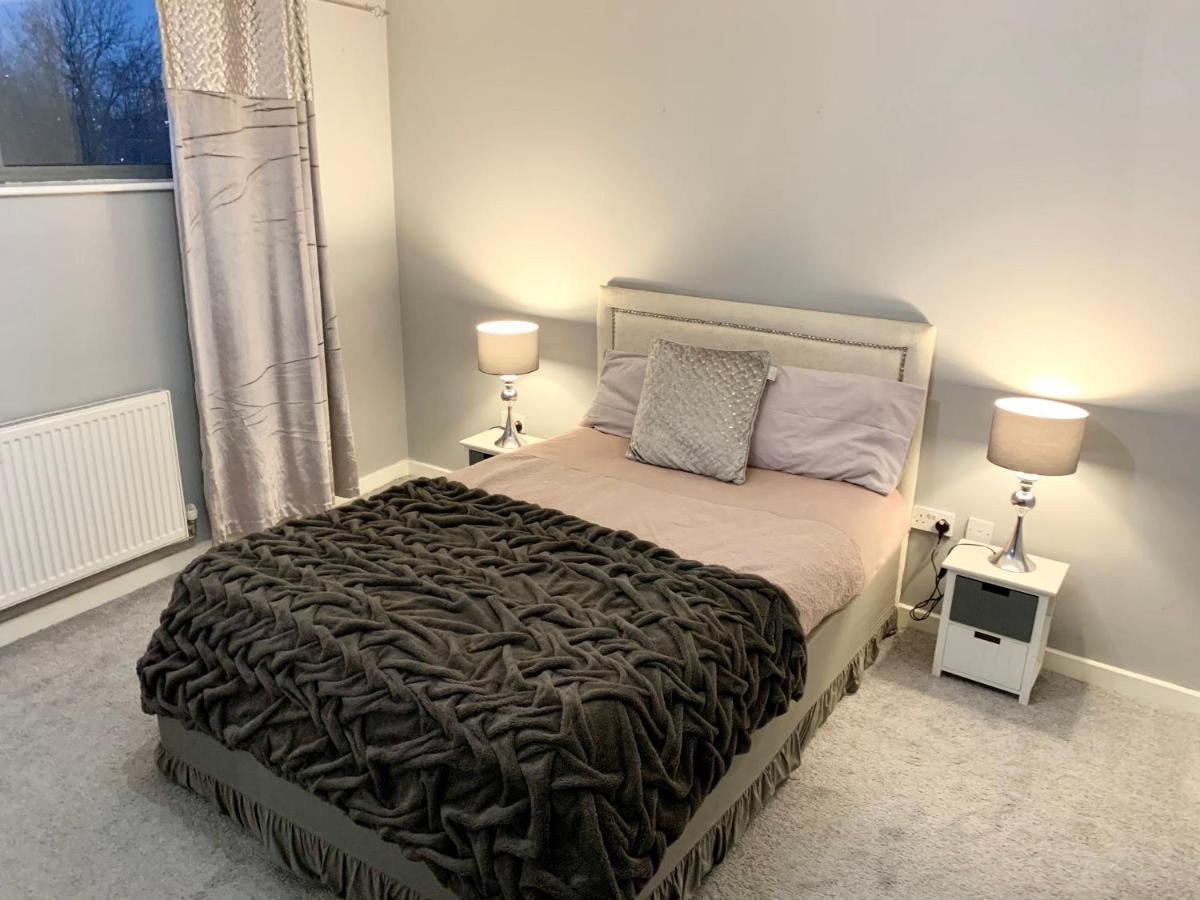 Stylish Close To Bridge London
