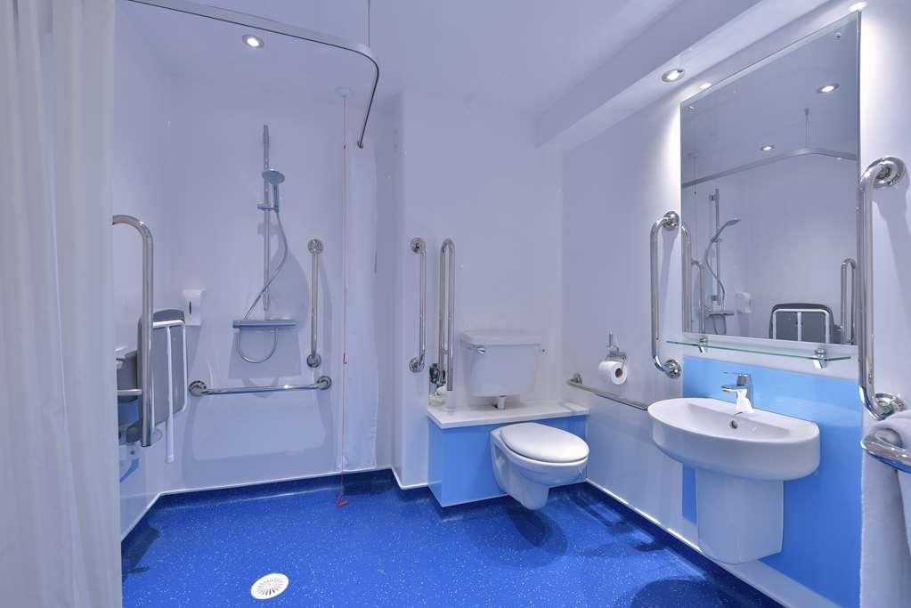 Travelodge Battersea 2* London