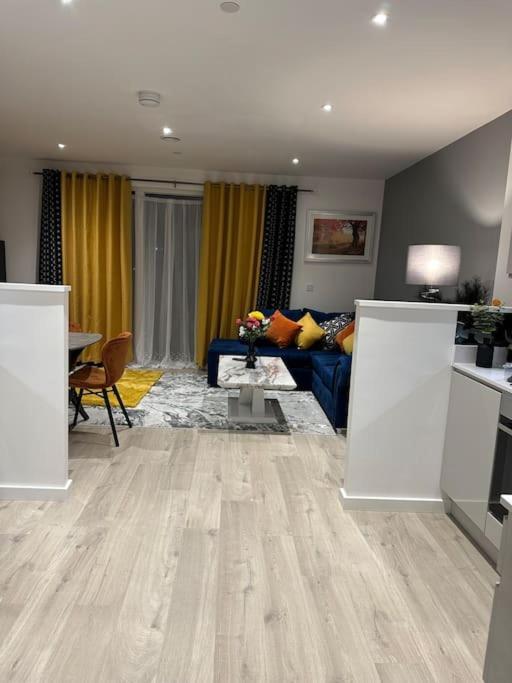 Apartment Amazing 3bedroom Flat London