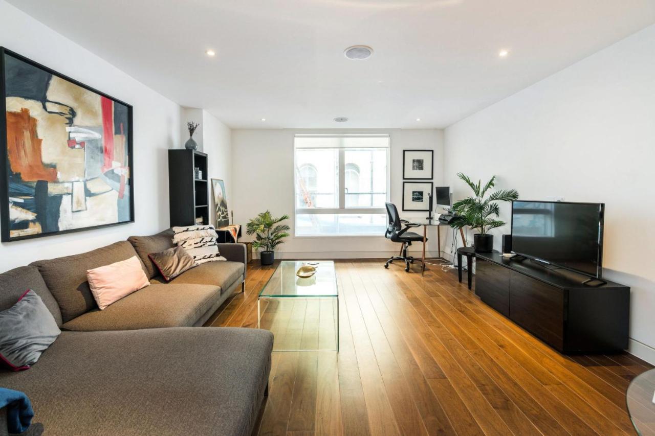 Apartment For 4 In The Heart Of Shoreditch *