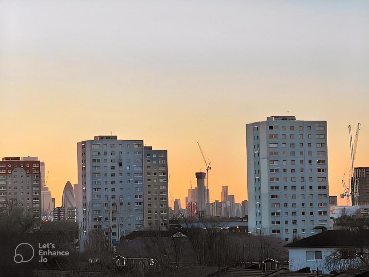 Bright Spacious En-suite W/ Views - 8min From Bridge! *