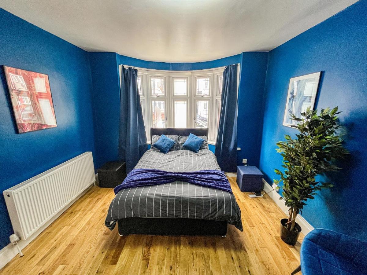 Swanky Townhouse In The Heart Of East * Londres