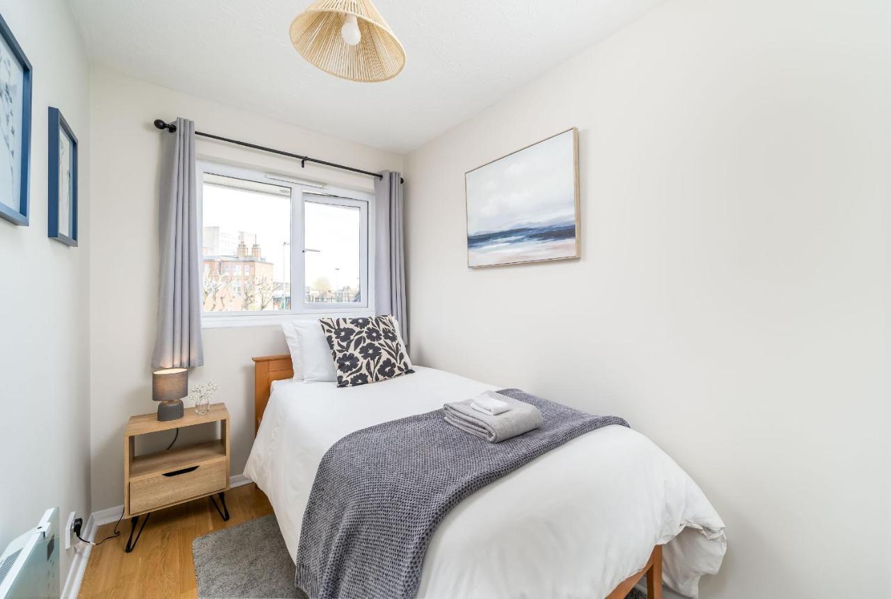 Homely And Stylish Bermondsey With Parking * London