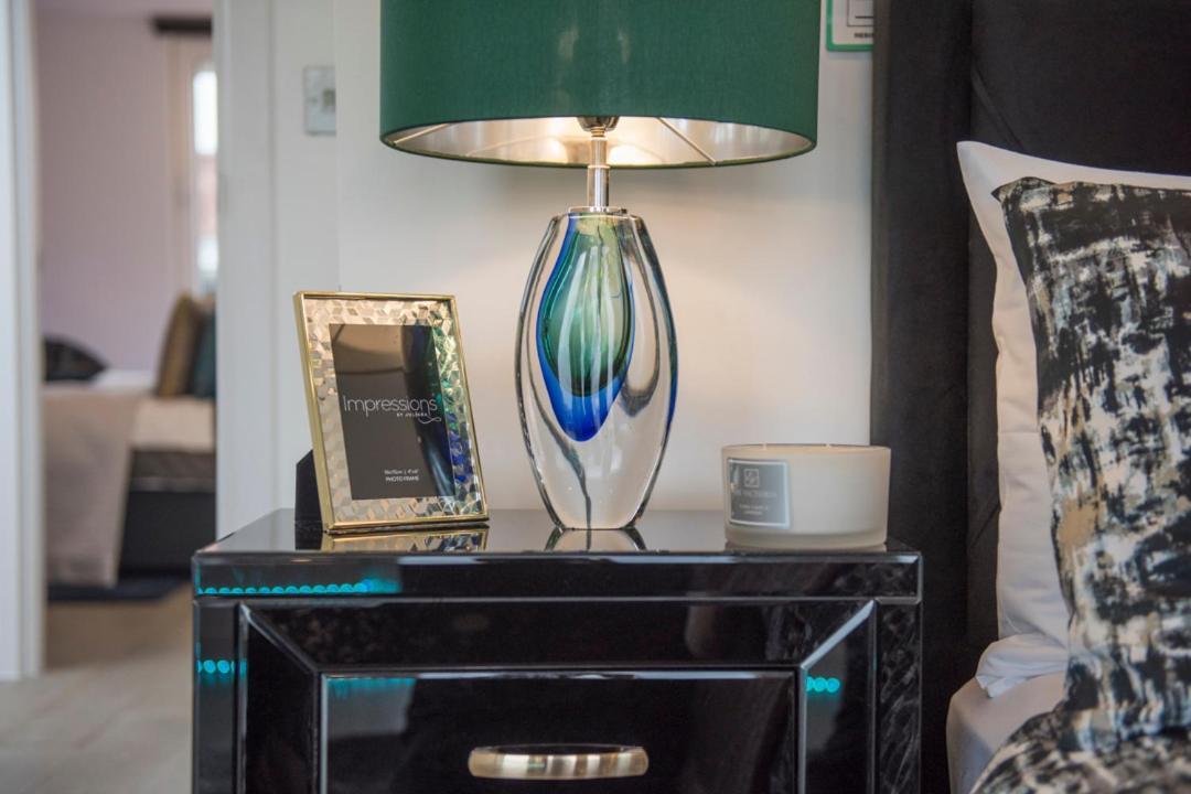 Premier 3 Bed Lux - Sleeps 8 Apartment London
