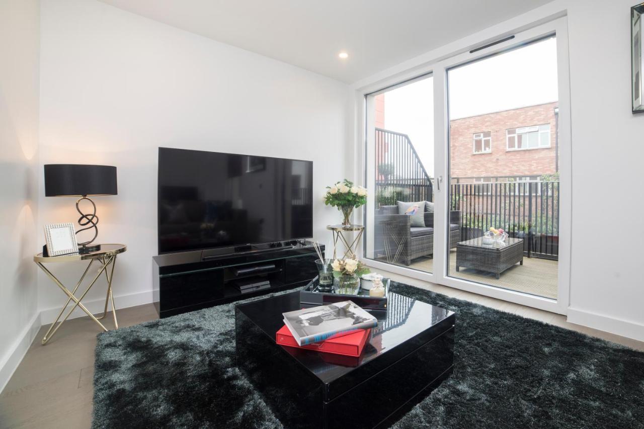 Premier 3 Bed Lux - Sleeps 8 Apartment