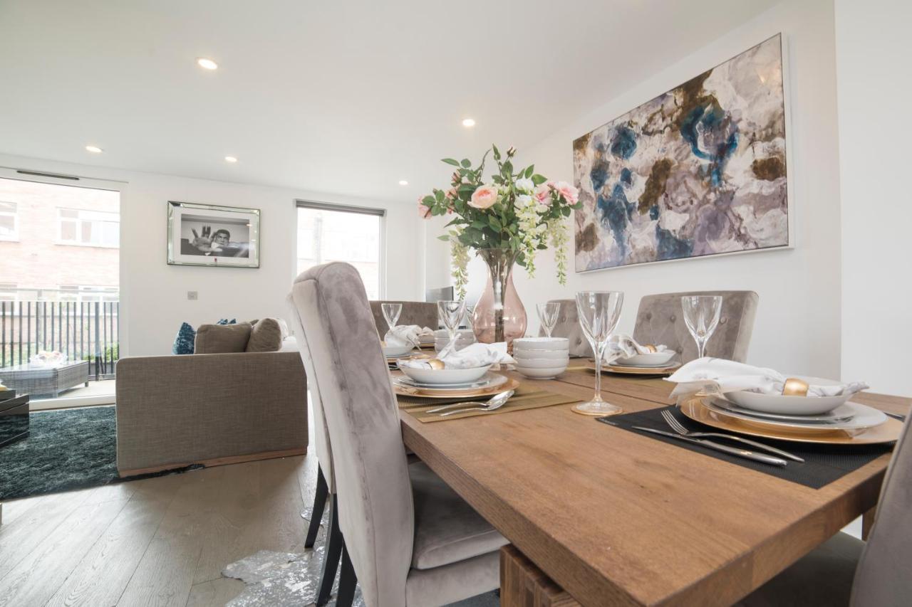 Apartment Premier 3 Bed Lux - Sleeps 8 *