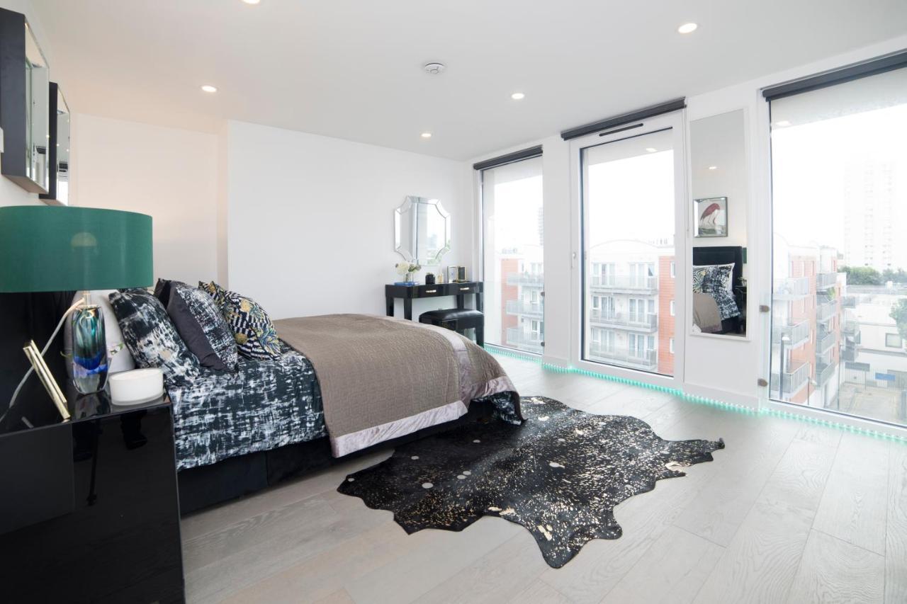 Premier 3 Bed Lux - Sleeps 8 * London