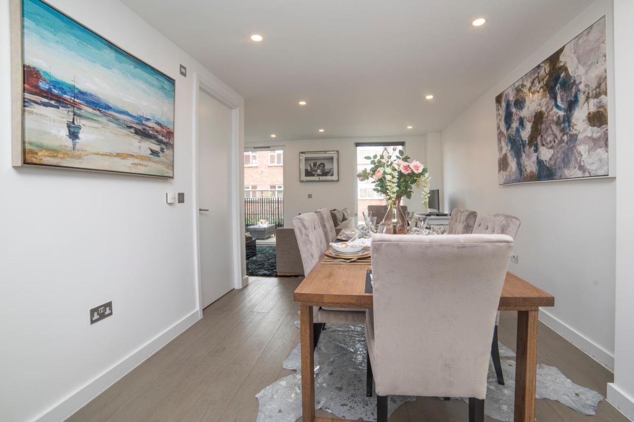 Premier 3 Bed Lux - Sleeps 8 * London