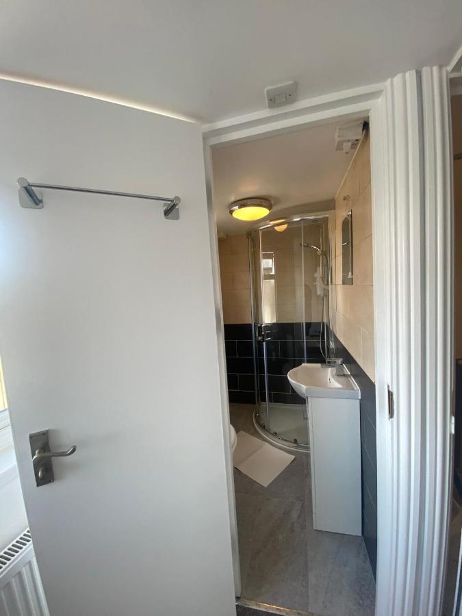 Homestay Cosy House In Newham