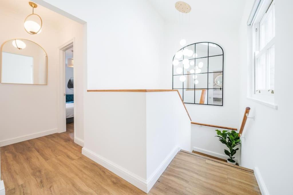House 10 Mins To Tower Bridge Hot Tub & Parking Londres