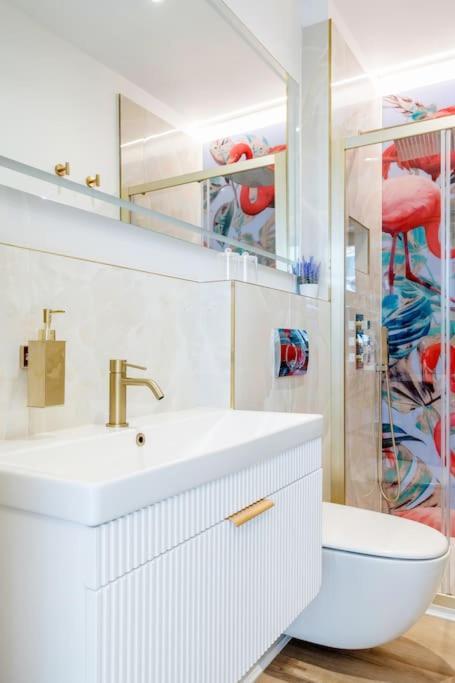 House 10 Mins To Tower Bridge Hot Tub & Parking Casa de férias *