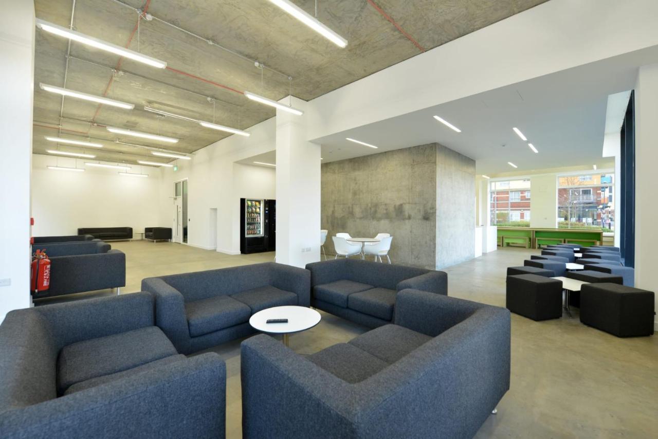For Students Only Spacious At Flinders House Located In Apartamento *