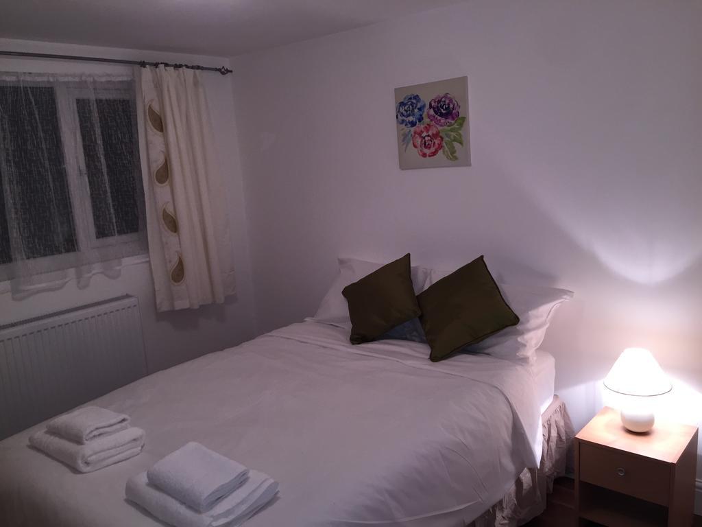 Gasthof Paradise Accomodation London