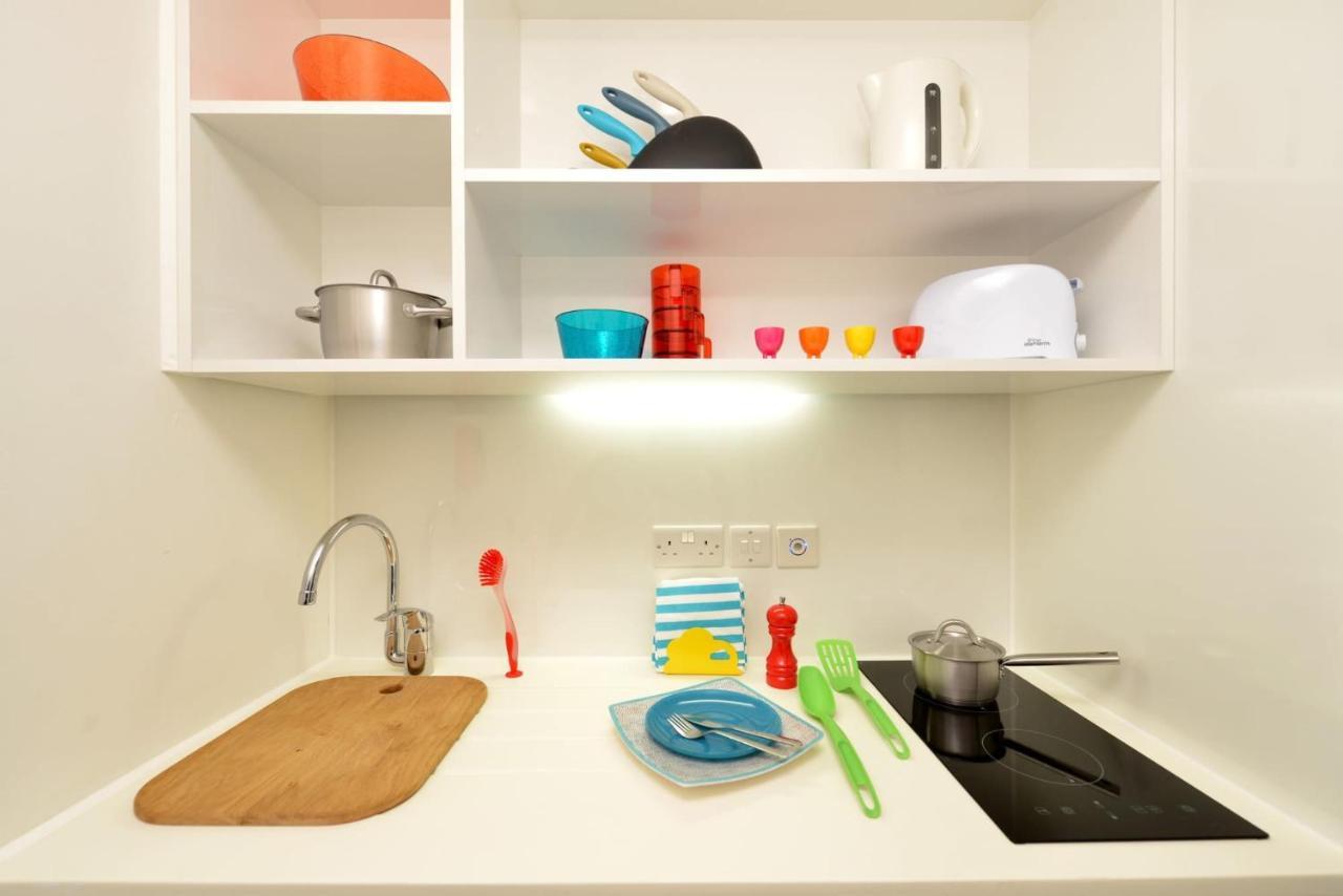 For Students Only Spacious At Flinders House Located In * Londres