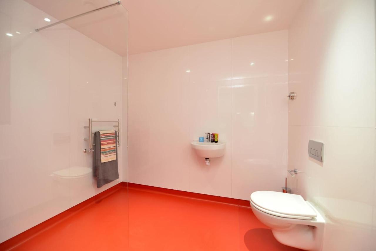 For Students Only Spacious At Flinders House Located In Apartamento *