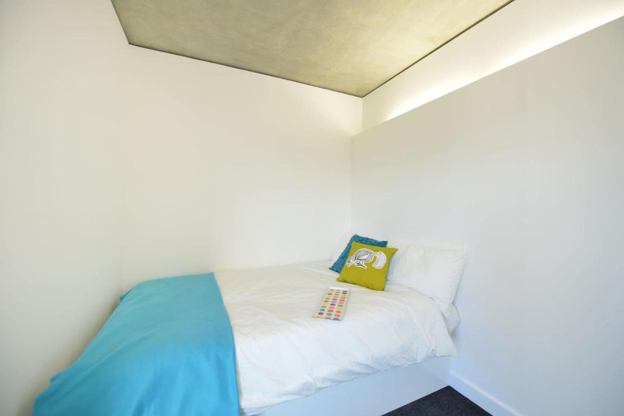 For Students Only Spacious At Flinders House Located In Apartamento *