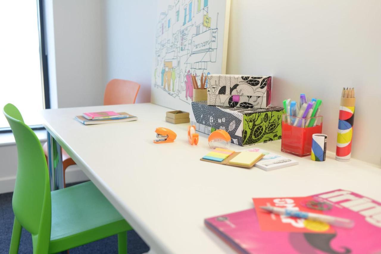 For Students Only Spacious At Flinders House Located In *