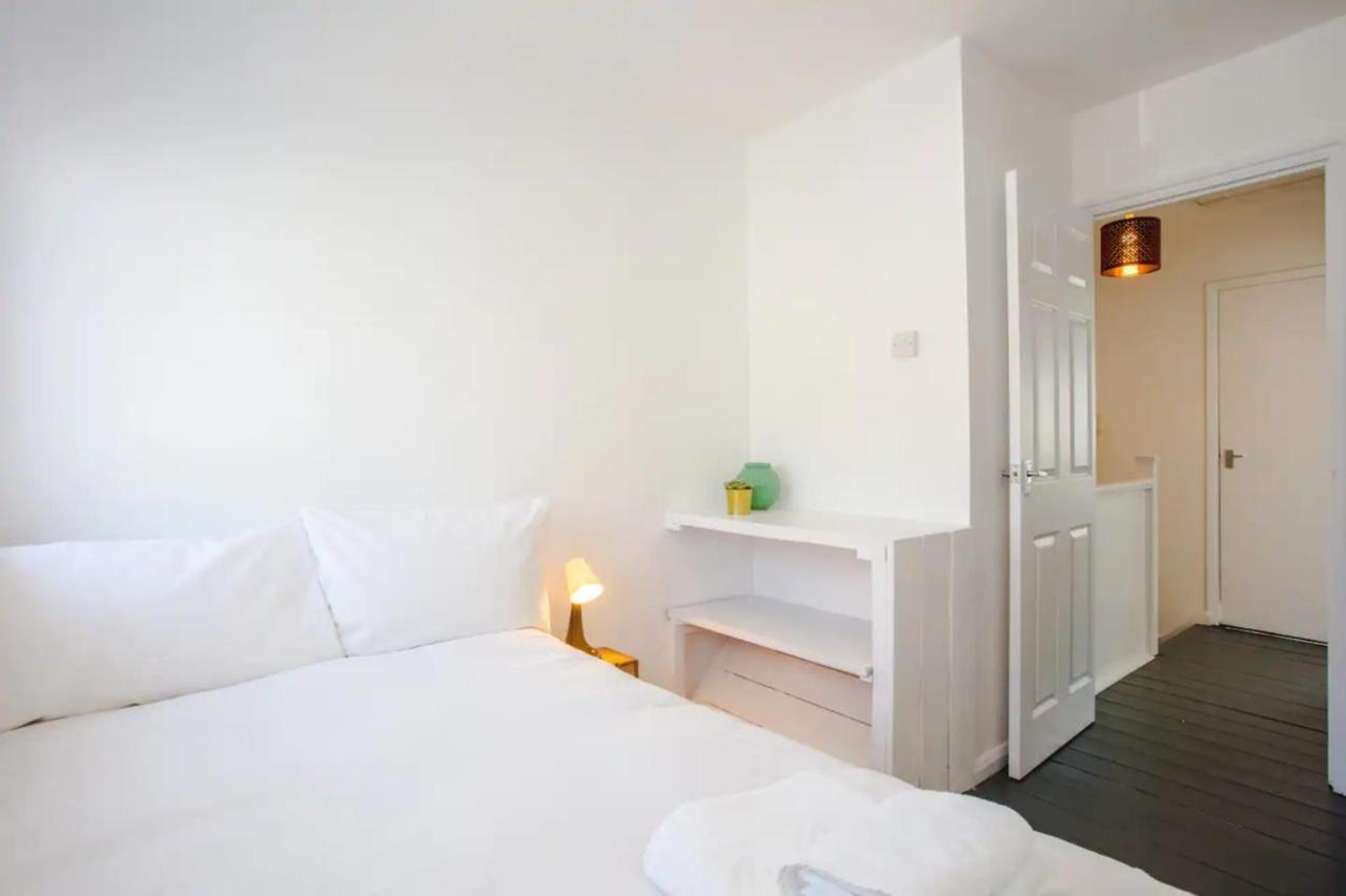 Stylish 4bd House With Private Garden - Stratford Holiday home