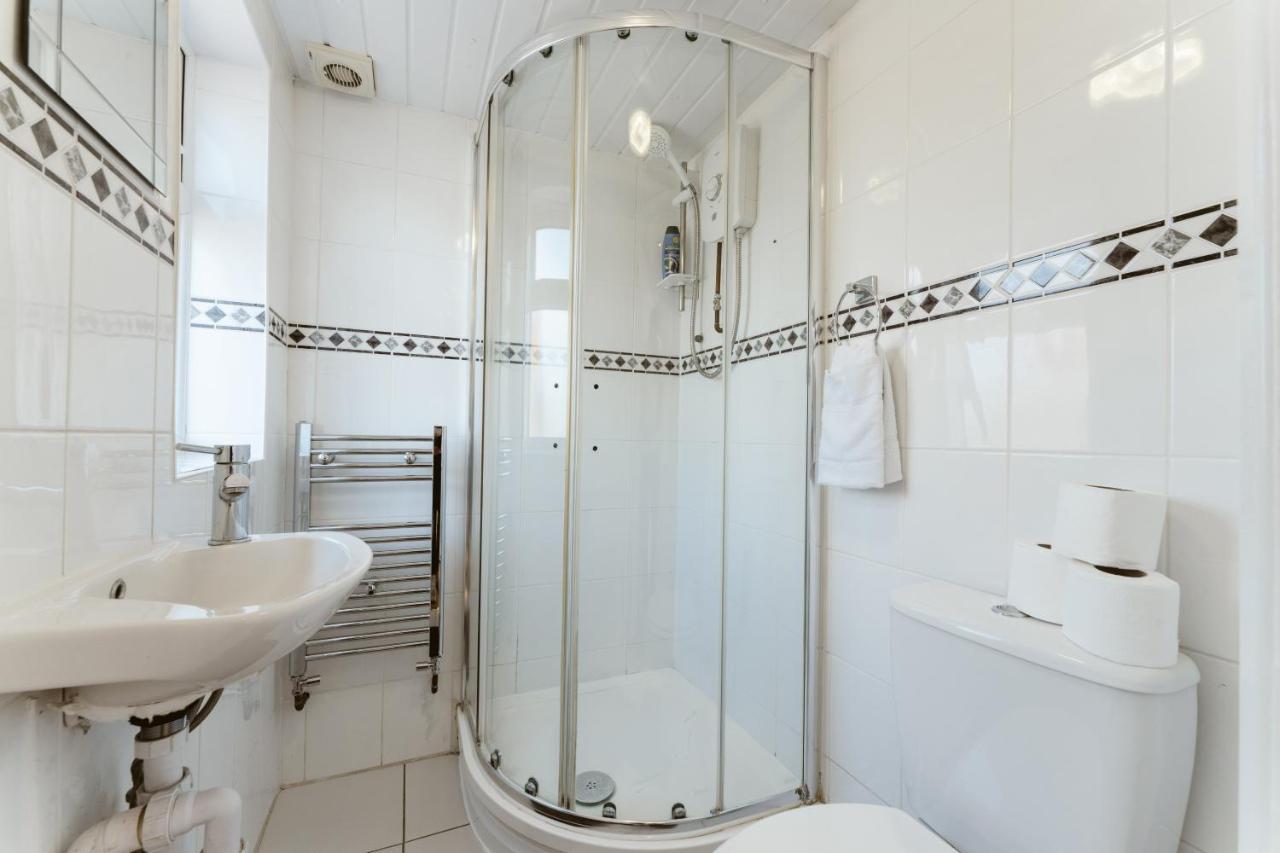 Casa de hóspedes Plaistow Cosy Double - 8 *