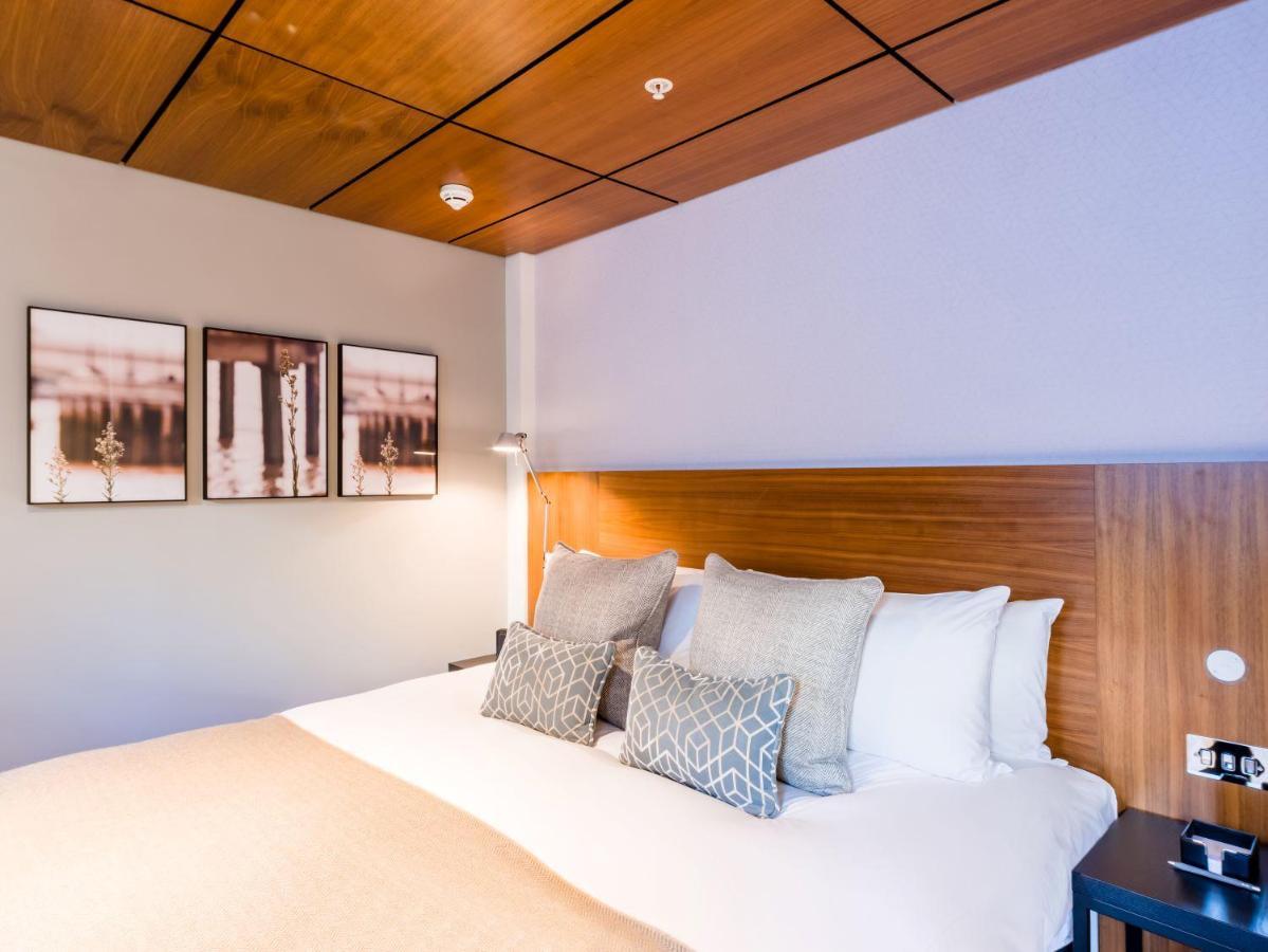 Hotel Clayton London