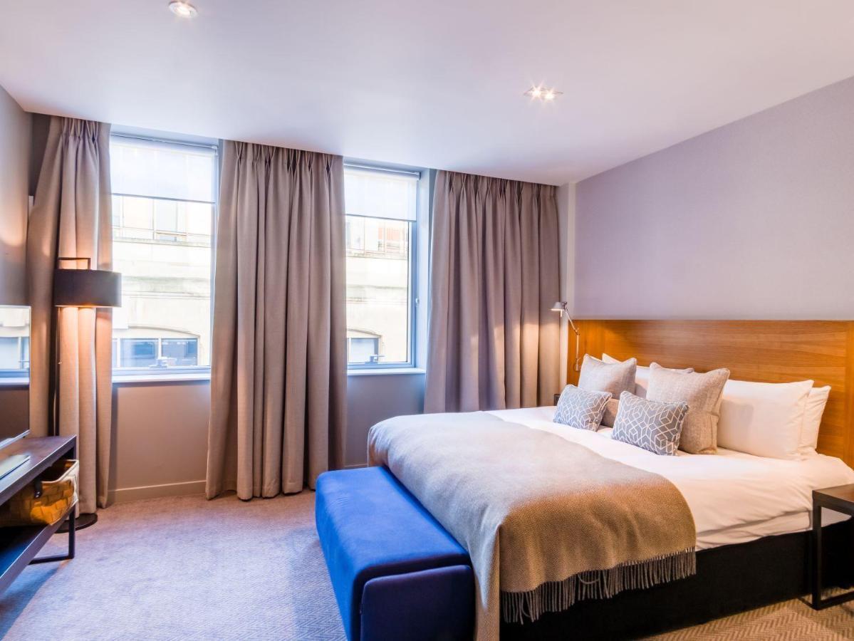 Clayton 4* London