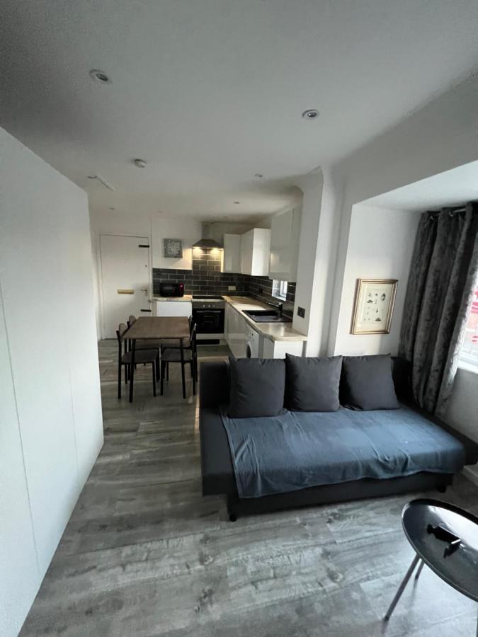 Lovely For 2 Or 4 People - Bermondsey Apartment London