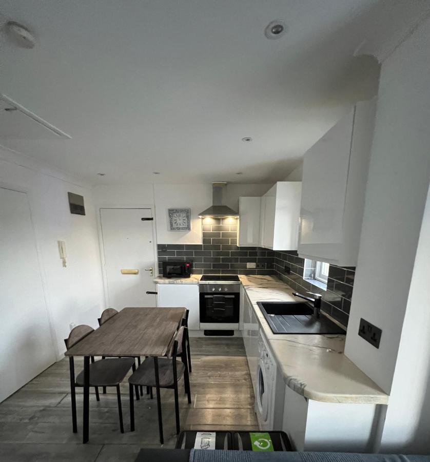 Lovely For 2 Or 4 People - Bermondsey Apartment *