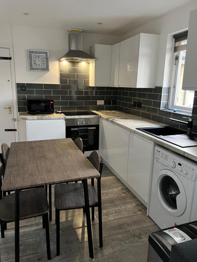 Lovely For 2 Or 4 People - Bermondsey Apartment *