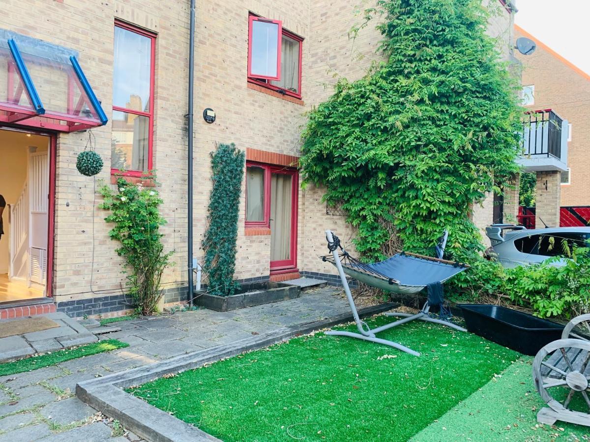 Riverside Double With Double Sofa Bed London