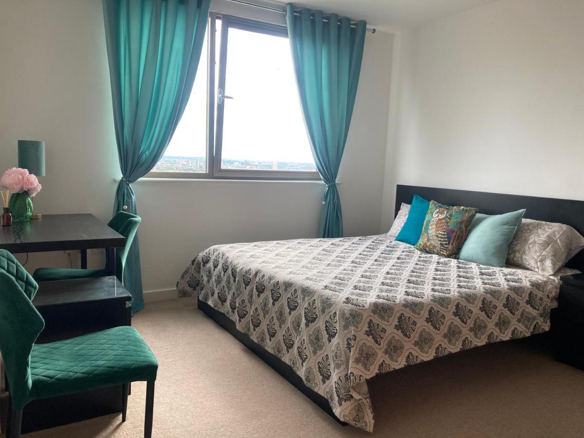 View Short Walk To Tower Bridge, Free Car Parking Apartamento *