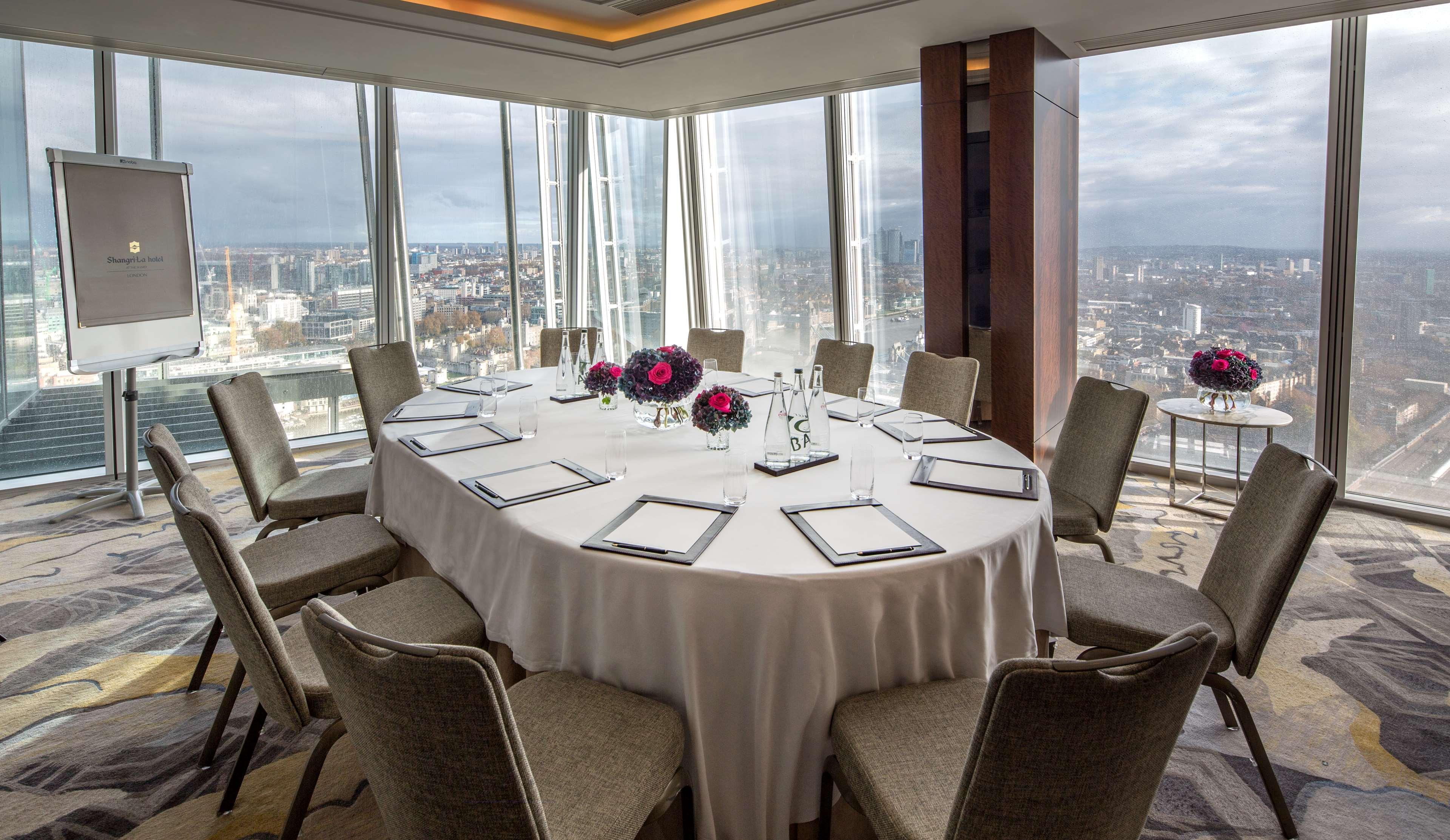 Shangri-la The Shard, Hotel 5*