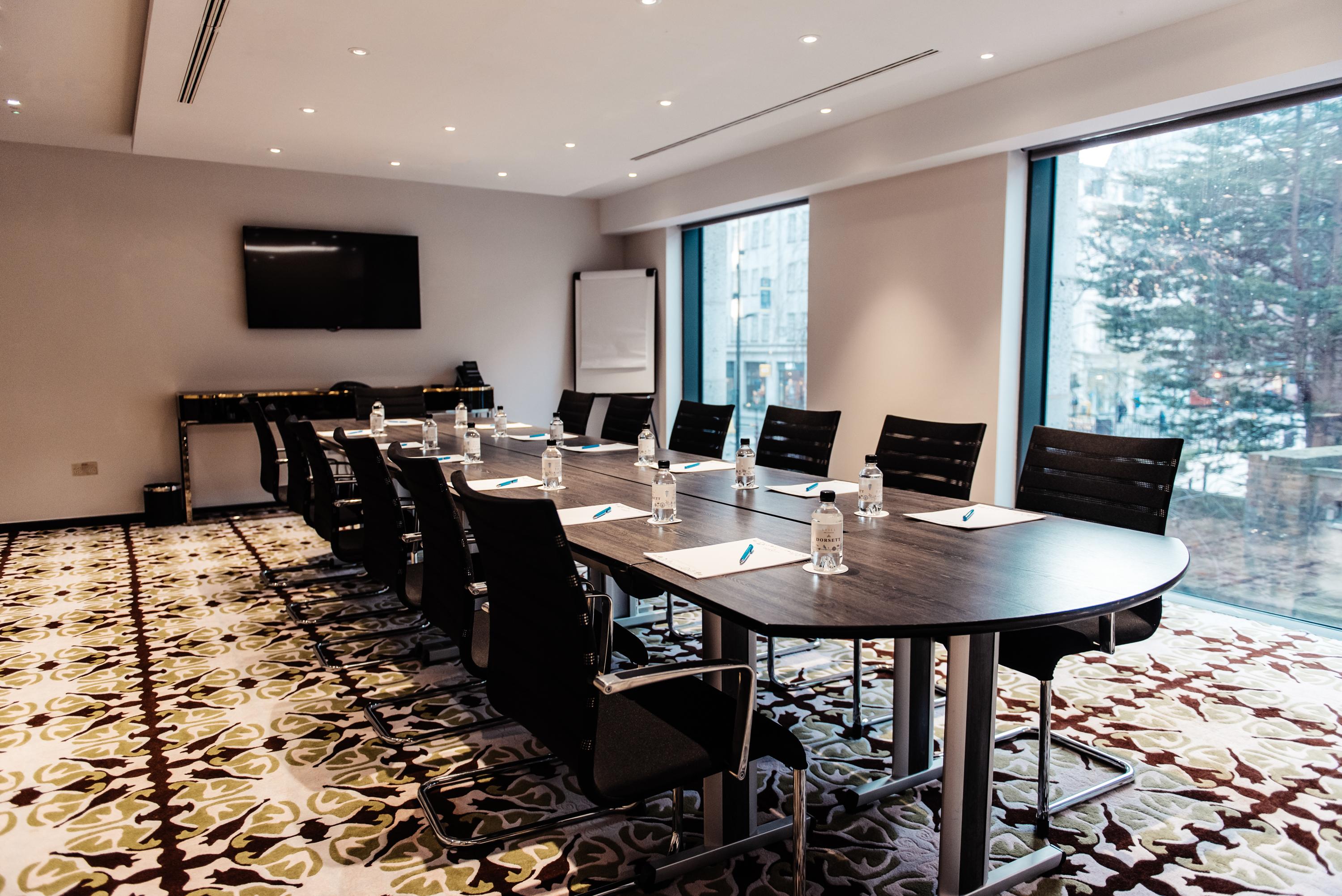 Hotel Saint London 4*