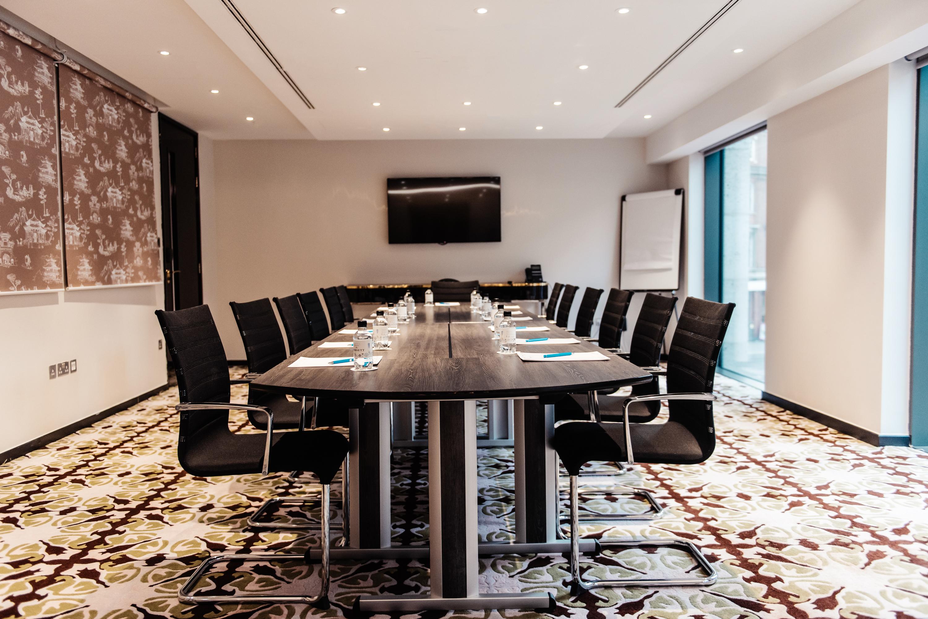 Hotel Saint London Hotel 4*