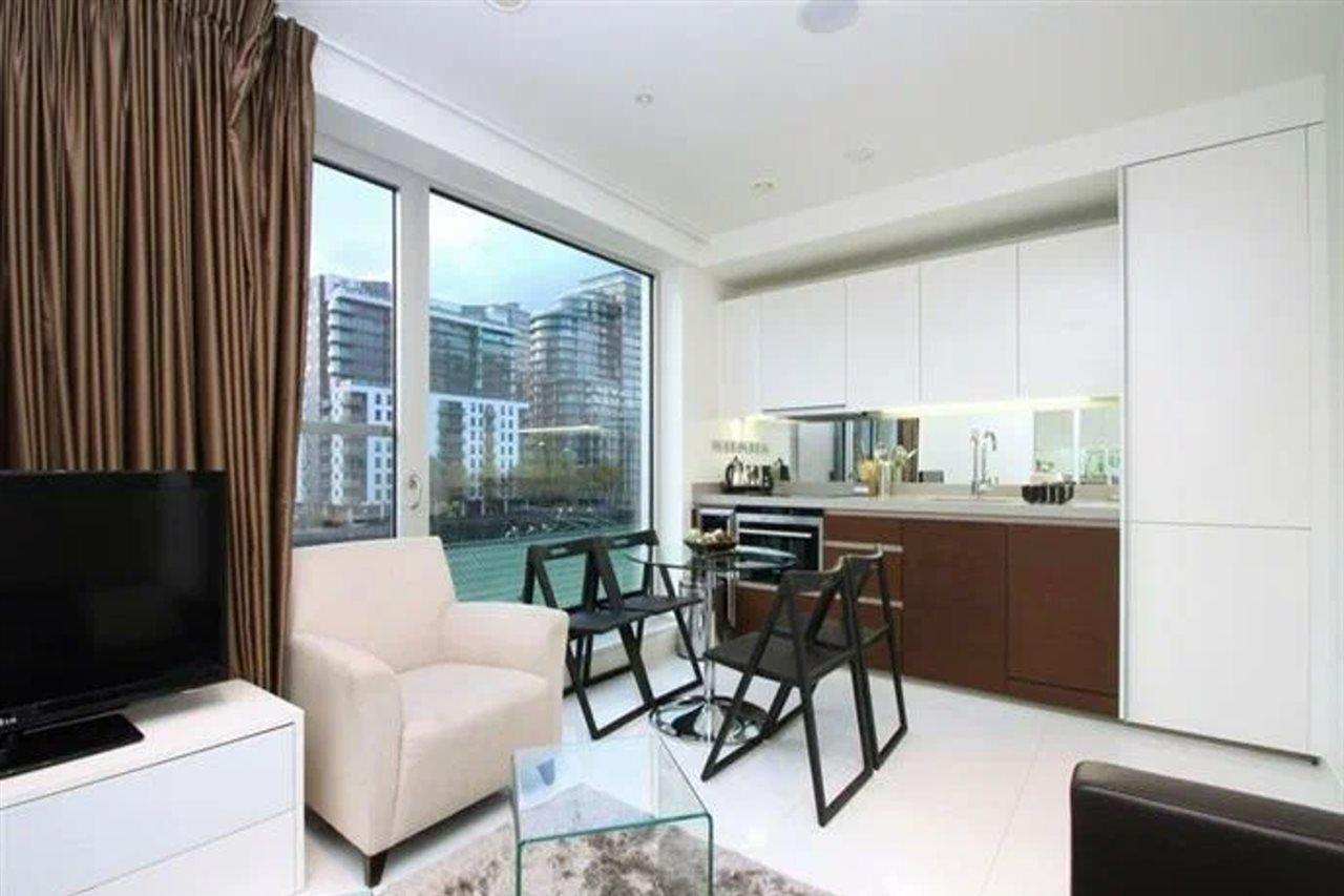 Hotel Luxurious Lanterns Court Two-bedrooms *