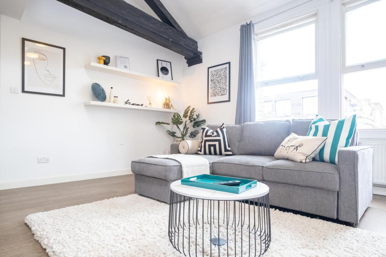 Apartment Three Bed With City View Shoreditch Perfect For Business Corporate By Belvilla