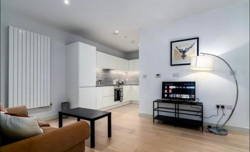 Privatunterkunft Contemporary Overlooking Barrier Park London